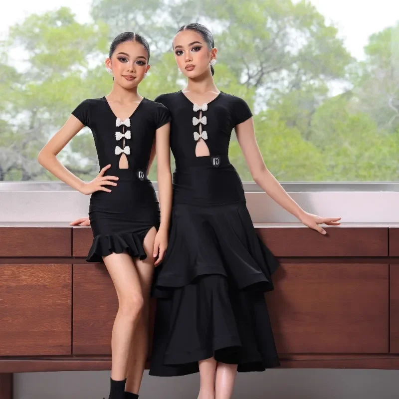 

Индивидуальный современный танцевальный костюм для девочек с бантом, двухслойная большая распашная юбка, элитное танцевальное платье национального стандарта, верхний комплект