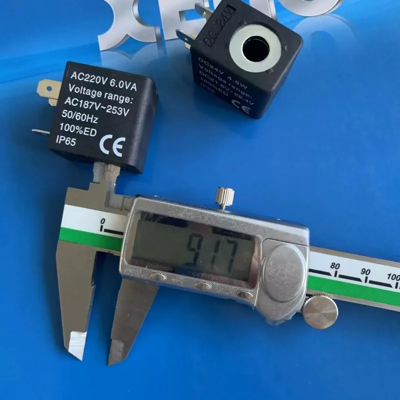 4V210-08 General Purpose Solenoid Valve with Separate Coil, AC220V 6.0VA, DC24V 4.8W, Height 30MM
