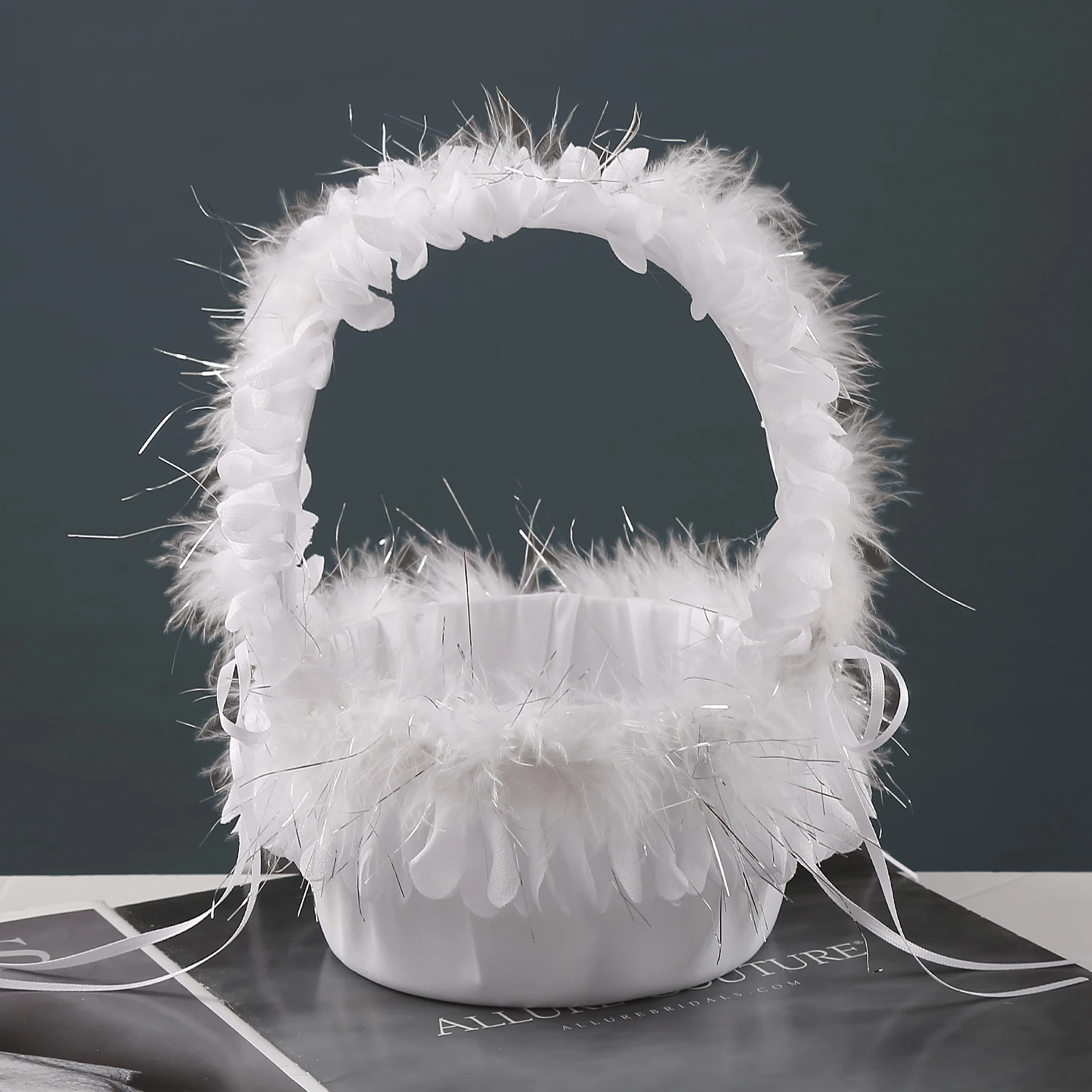 Romantic Flower Basket for Wedding Banquet Bride's Ceremony Flower Girls Decorative Flower Girl Basket