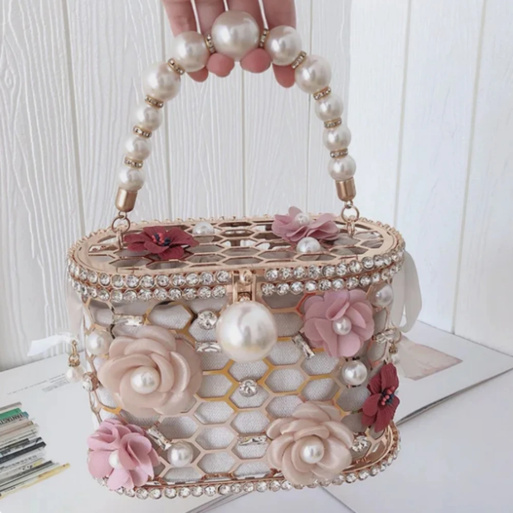 

Clutch Purse Luxury for Women Pearl Crossbody Bag Metallic Diamond Handbag Evening Bag Large Capacity Women's Purse Wedding Bag