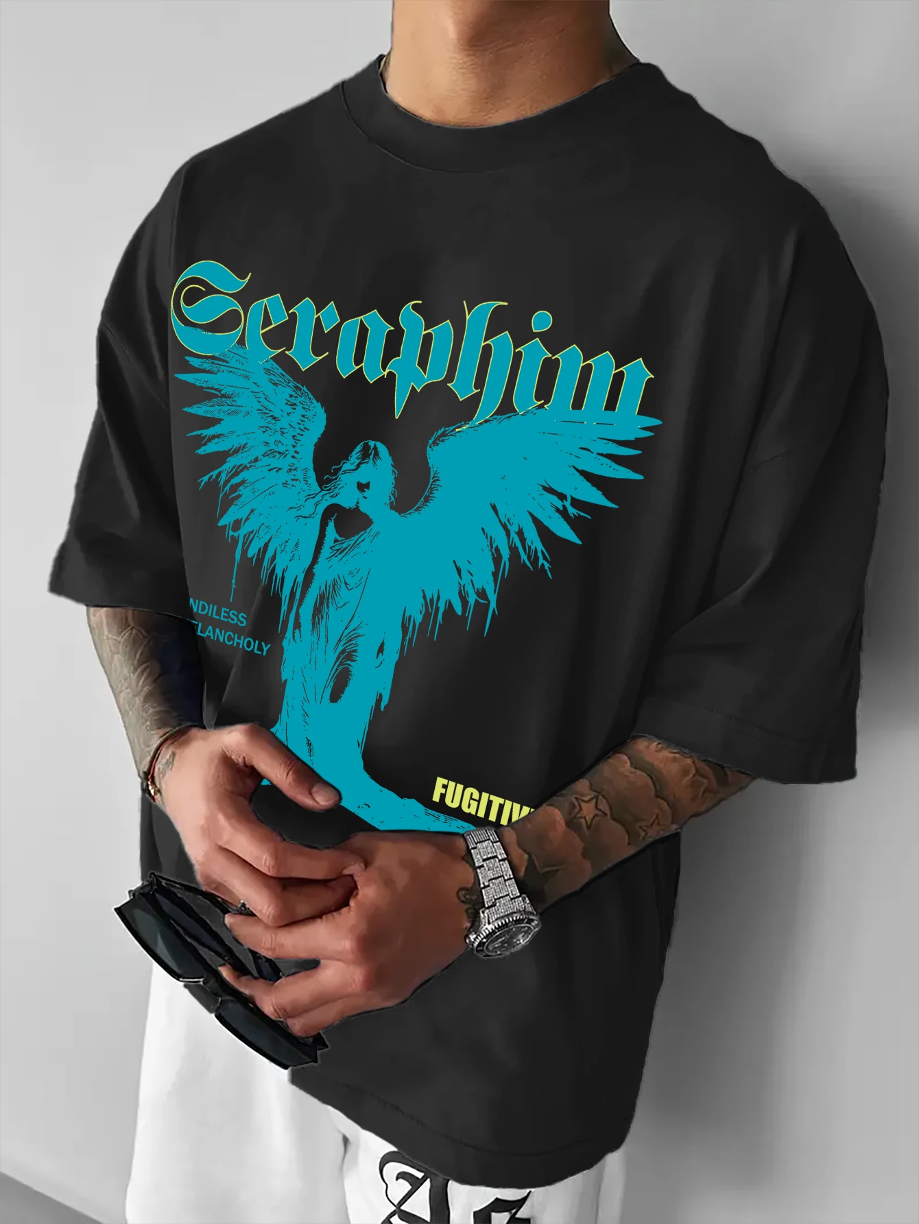 Camiseta Oversize Gótica para Hombre con Estampado de Ángel Seraphim, Estilo Urbano Casual con Cuello Redondo