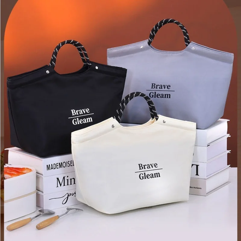 Large Capacity Women's Bento Box Bag Portable Insulated Thermal Handbag for Commuting Schooling Office Worker Food Storage Bag