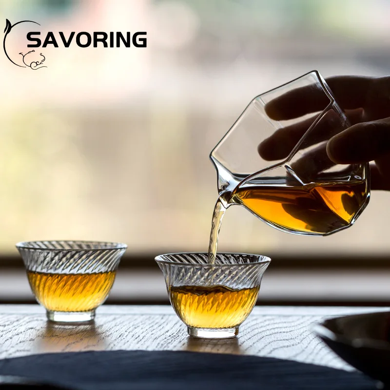 Japanese Heat-resistant Glass Petal Cup Smelling Cup Transparent Vertical Teacup Single Master Cup Small Sake Wine Cup Drinkware