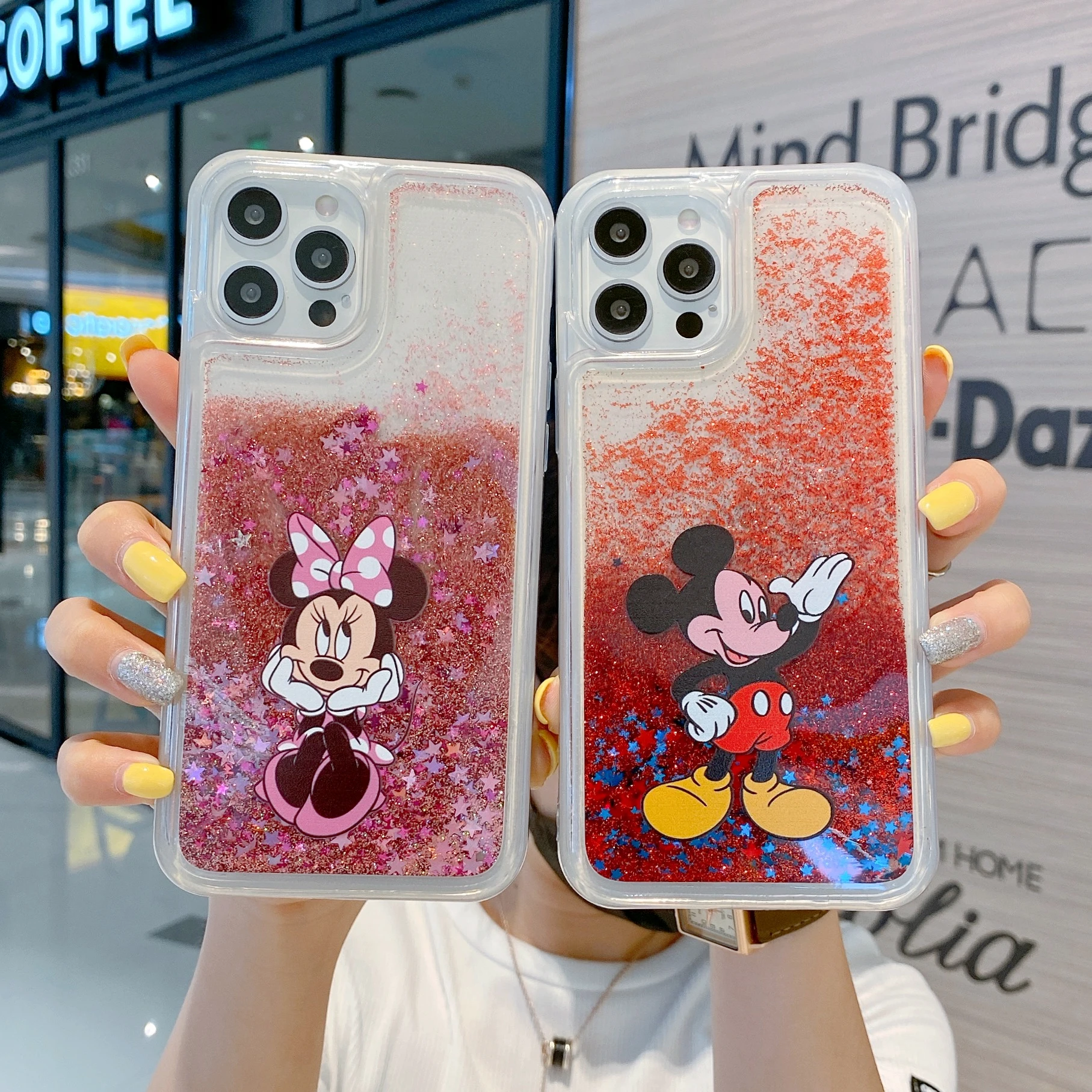 Cute Mickey Mouse Minnie Mouse Quicksand custodia per telefono per iPhone 15 14 13 12 11 Pro Max Glitter Liquid Cartoon Cover antiurto