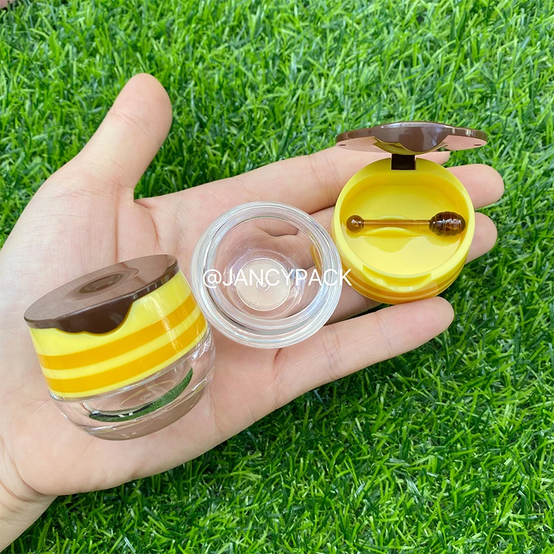 Cute pink Lipstick Bottle Strawberry Lipstick Container Case Mini Empty Cosmetic Container for Lip Mask Concealer Lip Balm Jar