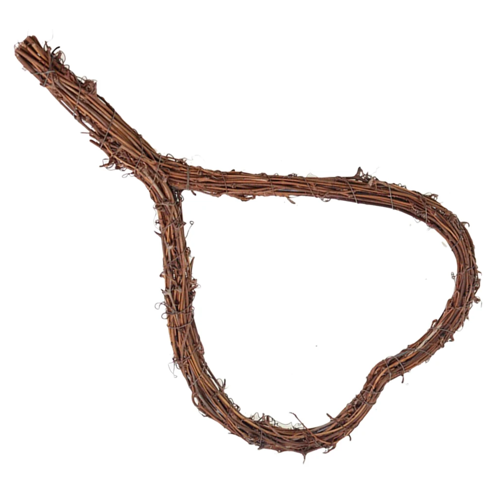 

Handwoven Heart Shaped Rattan Wreath Natural DIY Craft Frame for Christmas Easter Halloween Decoration DIY Wreath Rattan