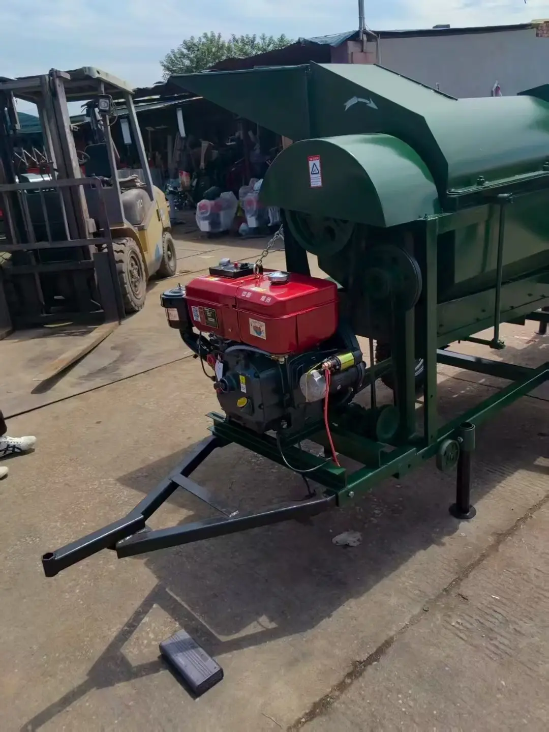 High Efficiency Multi Crop Thresher Grain Threshing Separator Machine For Maize Wheat Rice Sorghum Millet Beans