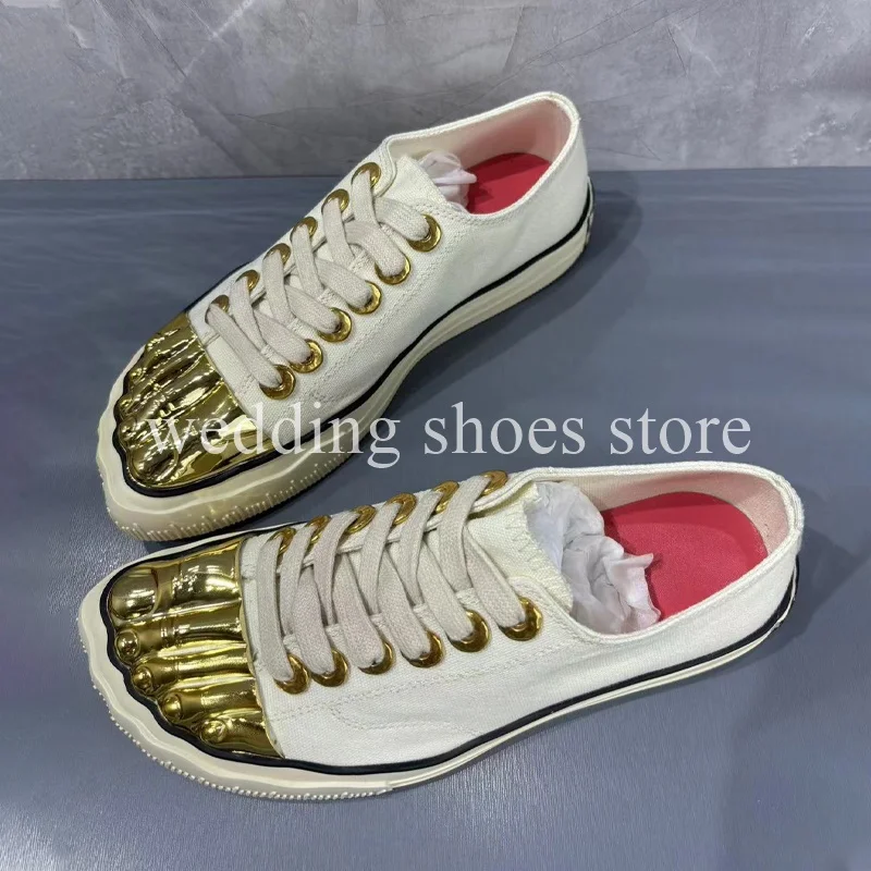 New Arrival Gold Five-toed White Casual Canvas Shoes for Women Lace-Up Low Top Shoes Breathable New Style 2024 Flat Lovers Shoes