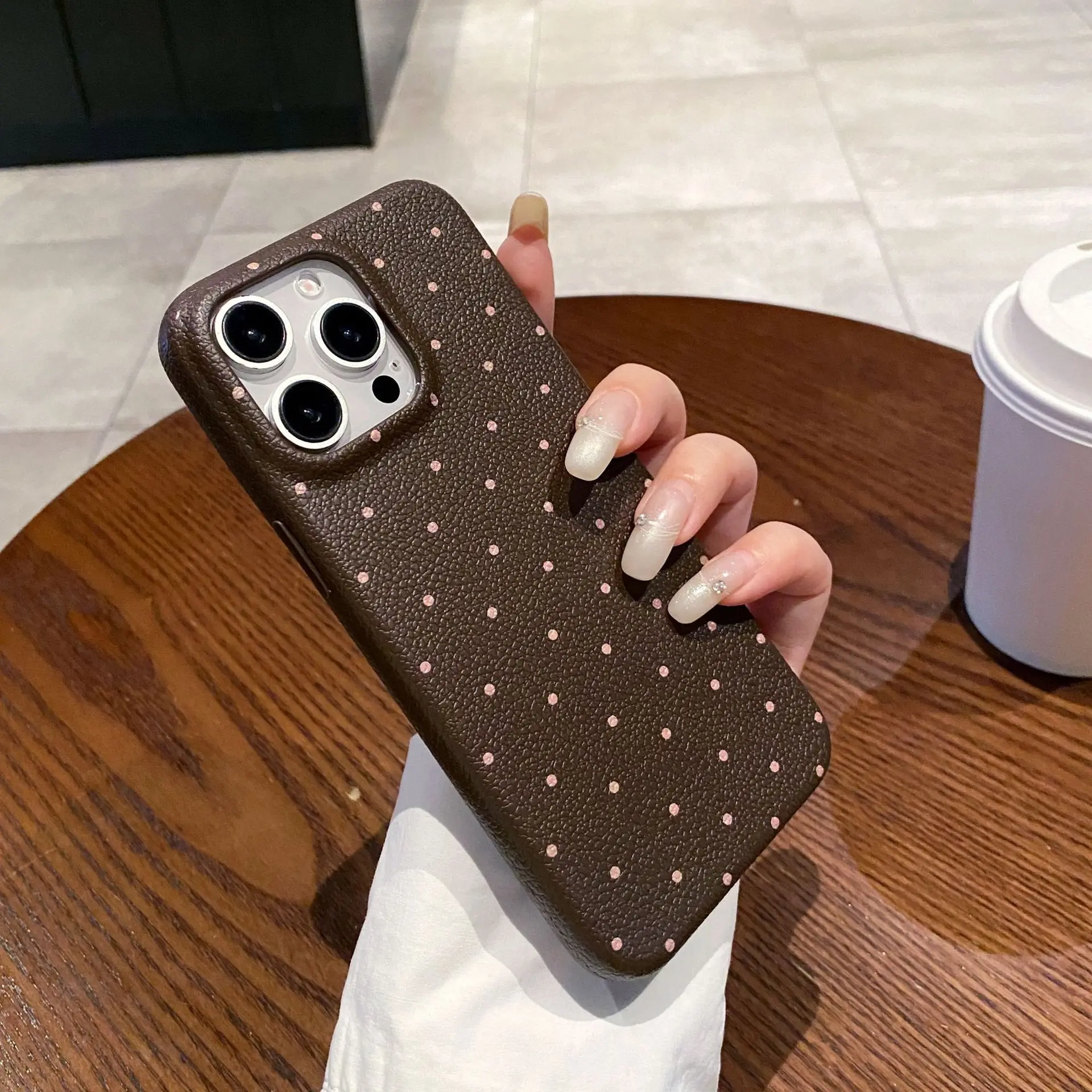 Simple polka dot Apple 16promax/15pro anti-drop 12Pro all-inclusive 13PRO soft case leather pattern mobile phone case