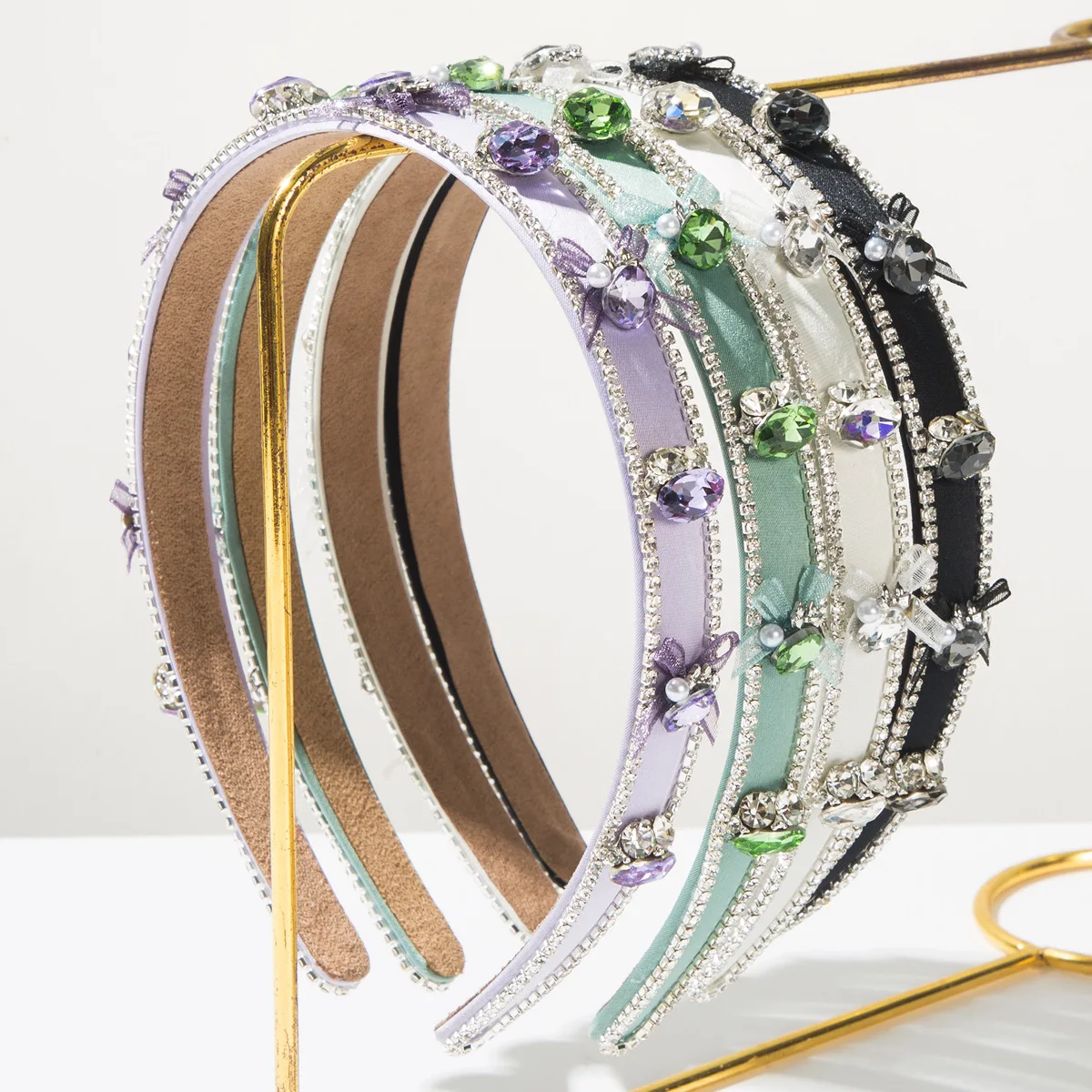 

Korean Fashion Sweet Temperament Solid Color Super Flash Row Diamond Bow Thin Edge Headband High-end Design Hair Accessories