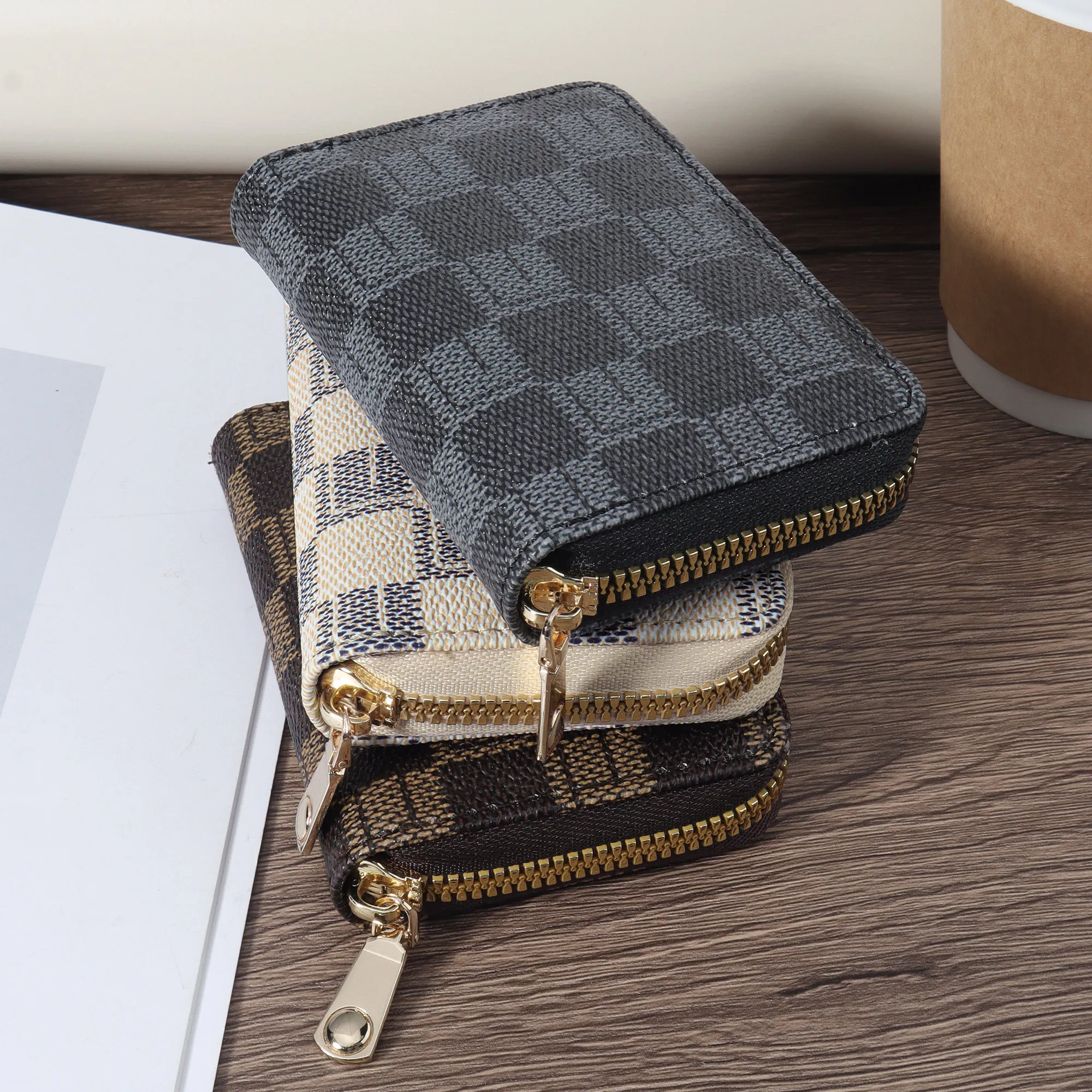 Women's Minimalist Short Wallet Zipper Around Casual Clutch Purse, Versatile Card Bag