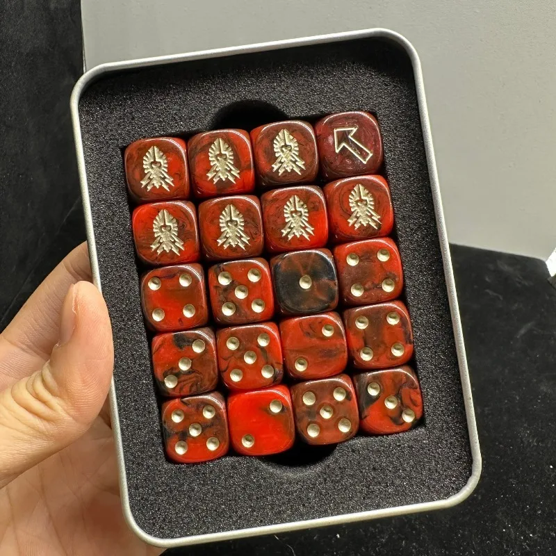 Warhammer 40K Adeptus Custodes Dice 10/20Pcs 16mm D6 Red Swirl Resin Golden Imperial Emblem Dice Tabletop Wargame Accessories
