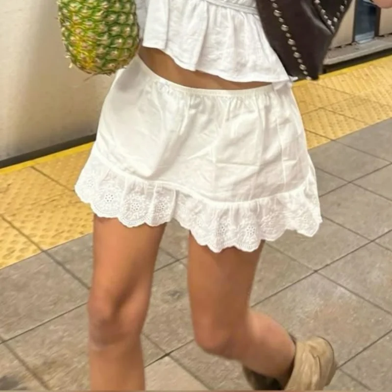 Y2K Cutecore Mini Röcke Frauen Spitze Lolita Kurze Röcke Weiß Floral Öse Saum Rock Club Party Weibliche A-linie Röcke Streetwear