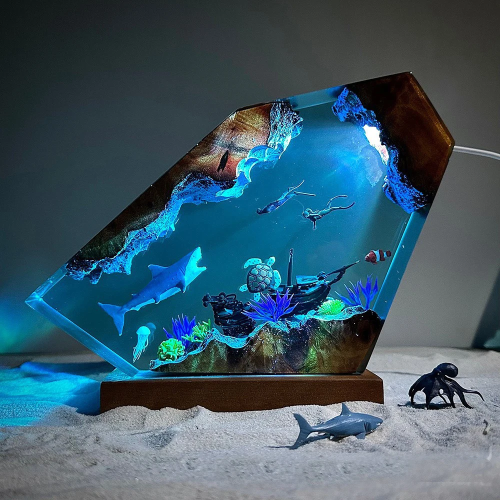 Seabed World Organism Resin Table Light Creactive Art Decoration Lamp Shark Shipwreck Sea Turtle Theme Night Light  USB Charge