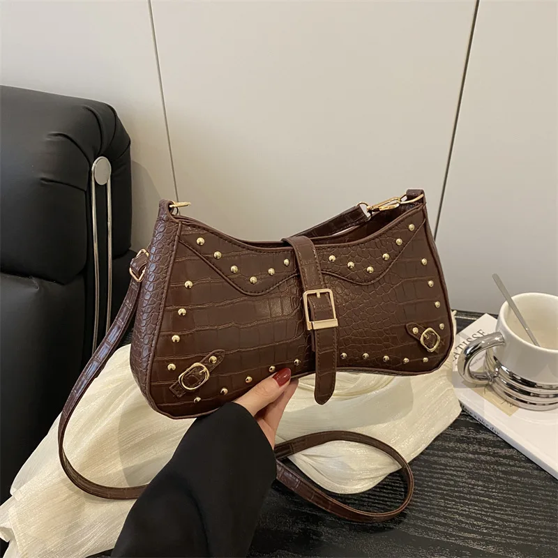 

Простая сумка подмышки в стиле ретро, новинка лета 2025, модная универсальная сумка через плечо, модные повседневные сумки на плечо