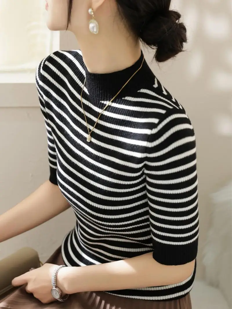 2024 Summer Striped Half High Collar Middle Sleeve Spring Slim Contrasting Colors Comfortable Tops Affordable All-match T-shirt