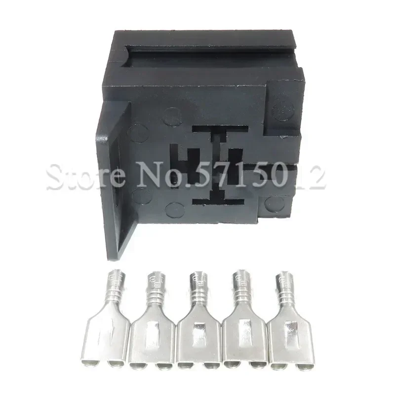 5 Hole 3334485008 Automotive Relay Base Holder Socket With Mounting Bracket For Relay