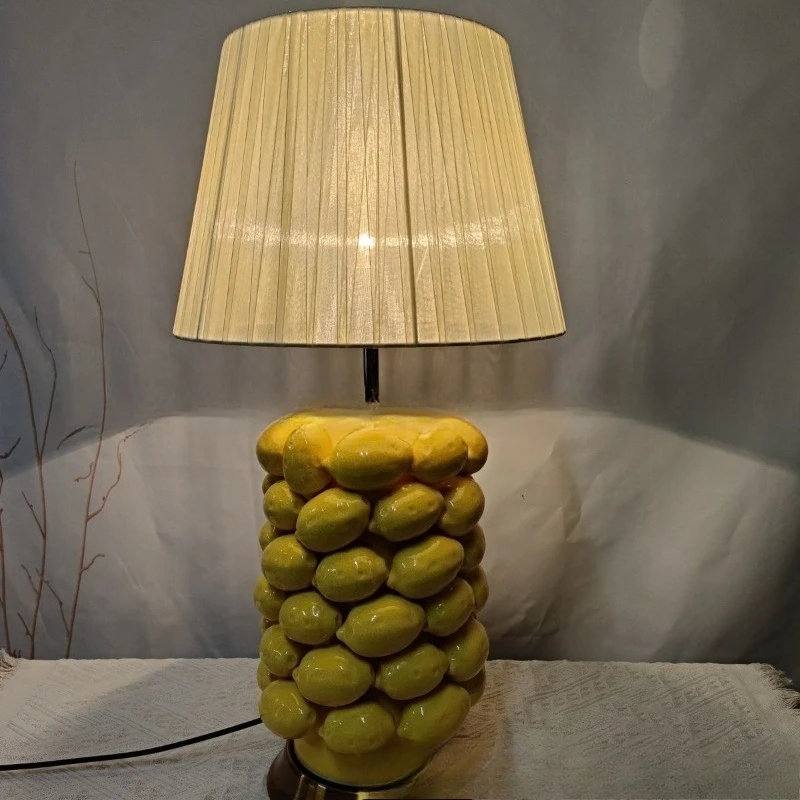 

American Modern Ceramic Living Room Table Lamp Bedside Ambient Lamp Study Hotel Model Room Ornament