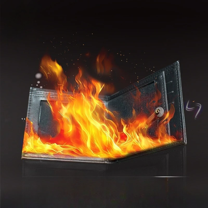 

Street Magic Fire Wallet Flint Grinding Wheel Oil Lighter for Smoking Creative and Reusable Equipment Gift for Men Women