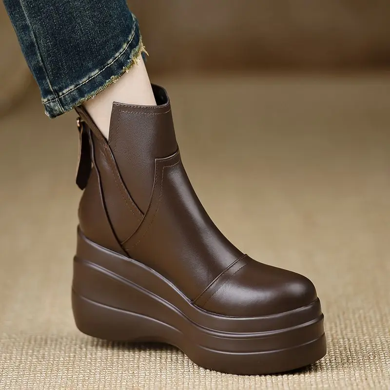 Leather Petite Thick-soled Women's Boots, Sponge Skinny Boots, New High Heel Wedge Ankle Boots for Autumn and Winter 2026，35-40