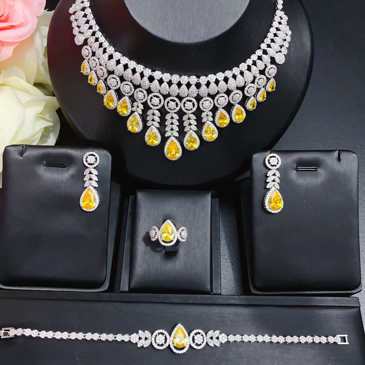 

Africa Luxury CZ Water Drop Bride Jewelry 4PCS Sets Necklace Earrings Ring and Bracelet for Women Cubic Zirconia Gift