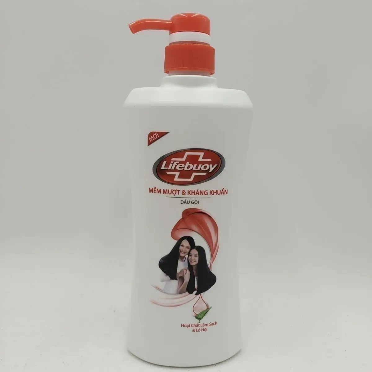 

Vietnamese shampoo Dau Goi Lifebuoy Toc Day Ong A Mem Muot 640g