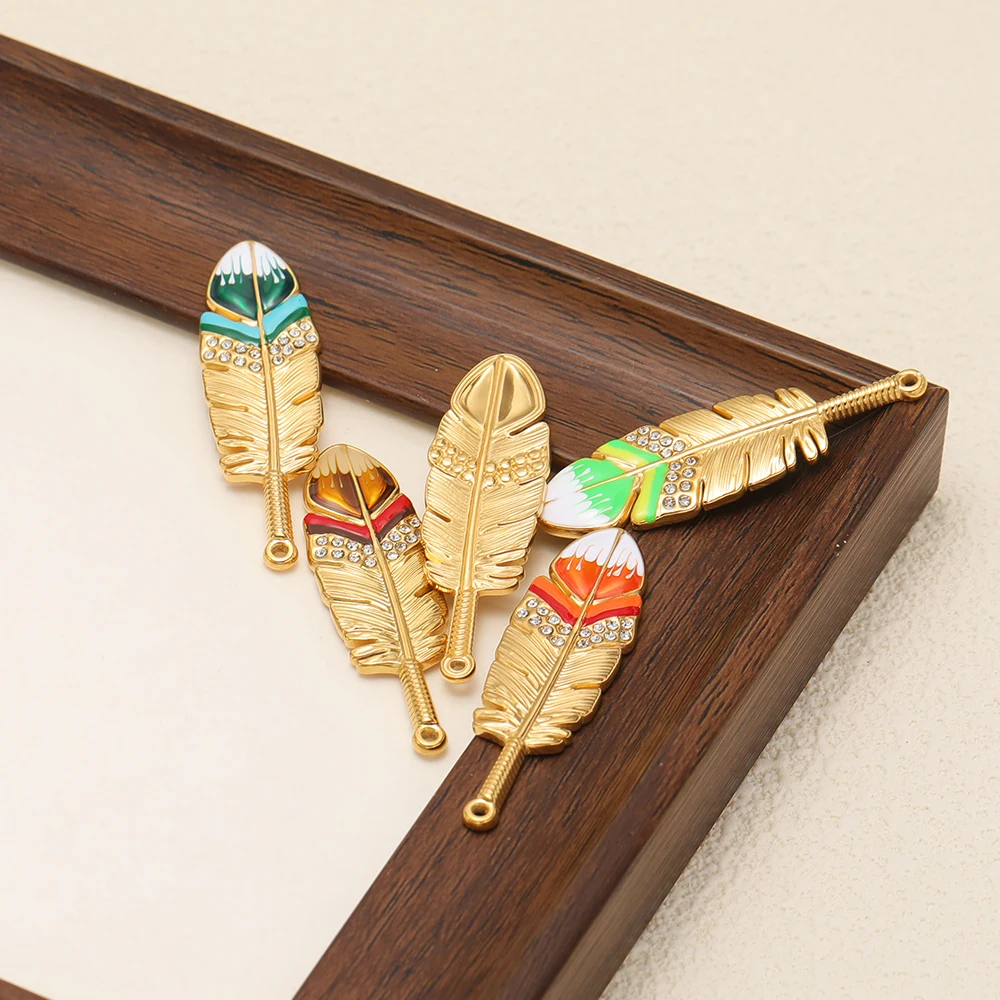 3 Stück Emaille-Strass-Feder-Anhänger aus Edelstahl für die Herstellung von Ohrringen, DIY-Schmuckzubehör, Halsketten-Accessoires, Großpackung – Detail 4