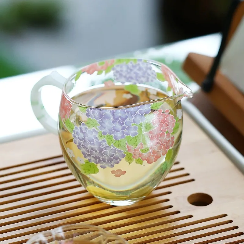 Premium Elegant Handmade New Chinese Style Hydrangea Glass Tea Pitcher Side Handle Thickened Heatproof Single Server Home Office