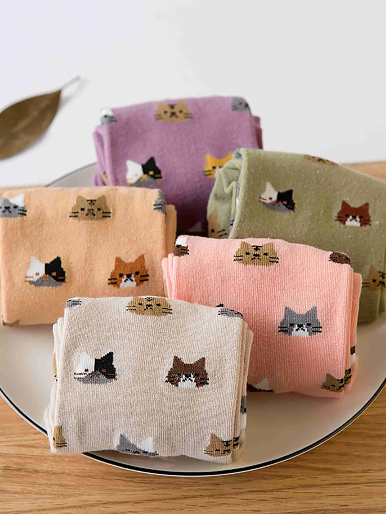 5 Pairs Cat Print Socks, Cute & Comfy All-match Mid Tube Socks, Women\'s Stockings & Hosiery