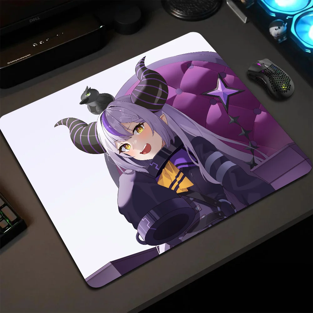 La+ Darknesss Hololive Girl Anime Mousepad Small LockEdge Mouse Pad For Gamers Computer Desk Pad Anti-slip Rubber