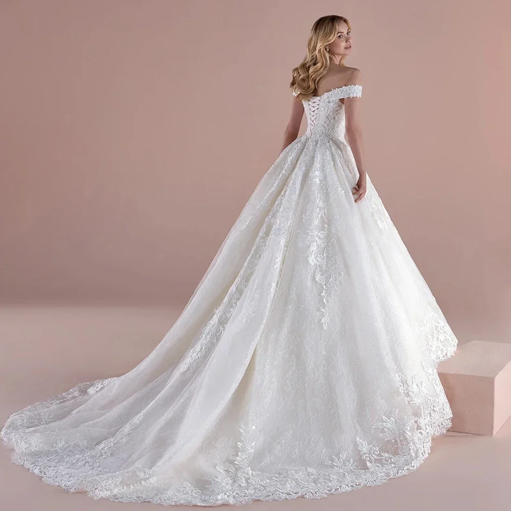 personalizzato2025 Sweetheart con spalle scoperte Abito da sposa Applique in pizzo con perline Abito da sposa Principessa Sposa Matrimonio Abbigliamento donna