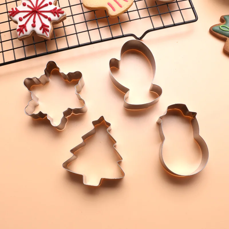 Christmas Cookie Cutter Gingerbread Xmas Tree Mold Christmas Cake Decoration Tool Navidad Gift DIY Baking Biscuit Mould