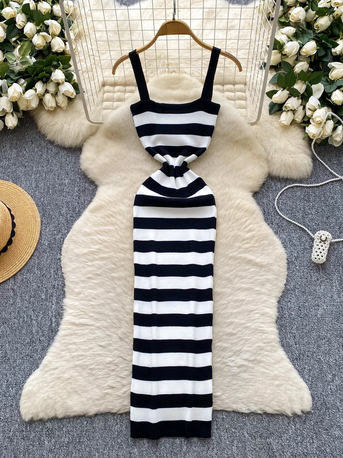 เสื้อถักลายทาง Dopne สำหรับผู้หญิง ทรงสลิม สวยงาม ดูดี มีเสน่ห์ ยาวแบบเดรสสไตล์เกาหลี เอวสูง ทรงเอไลน์...