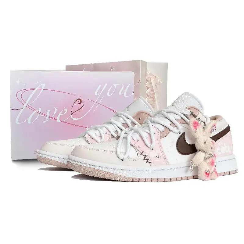 

【Customize】Air Jordan 1 Vintage Basketball Shoes Unisex Low-top Pink/white Sneakers shoes DC0774-120