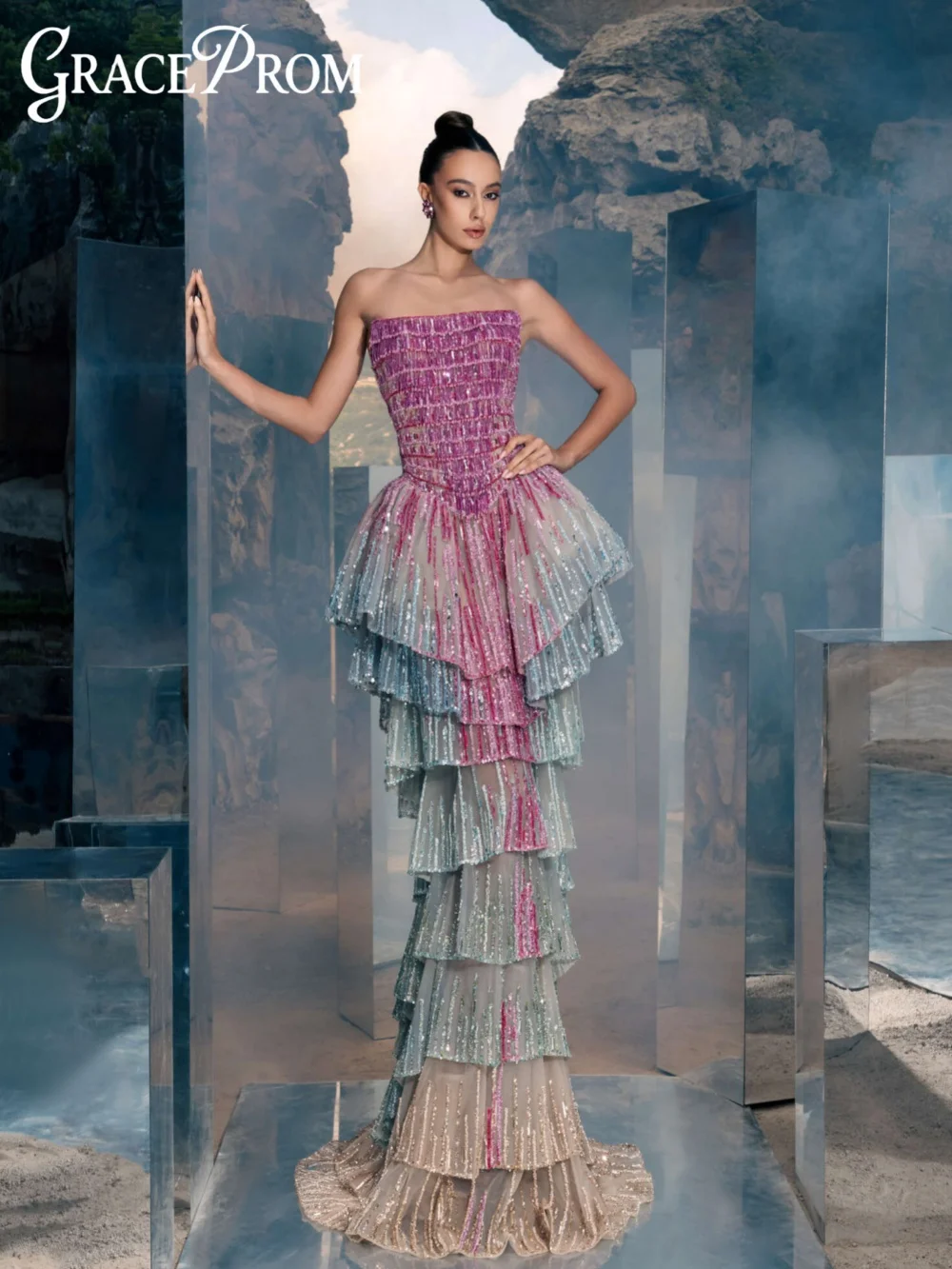 Gradient Tiered Beaded Evening Dress Captivating Strapless Long Red Carpet Gowns Customized Exquisite Sleeveless Banquet Gowns