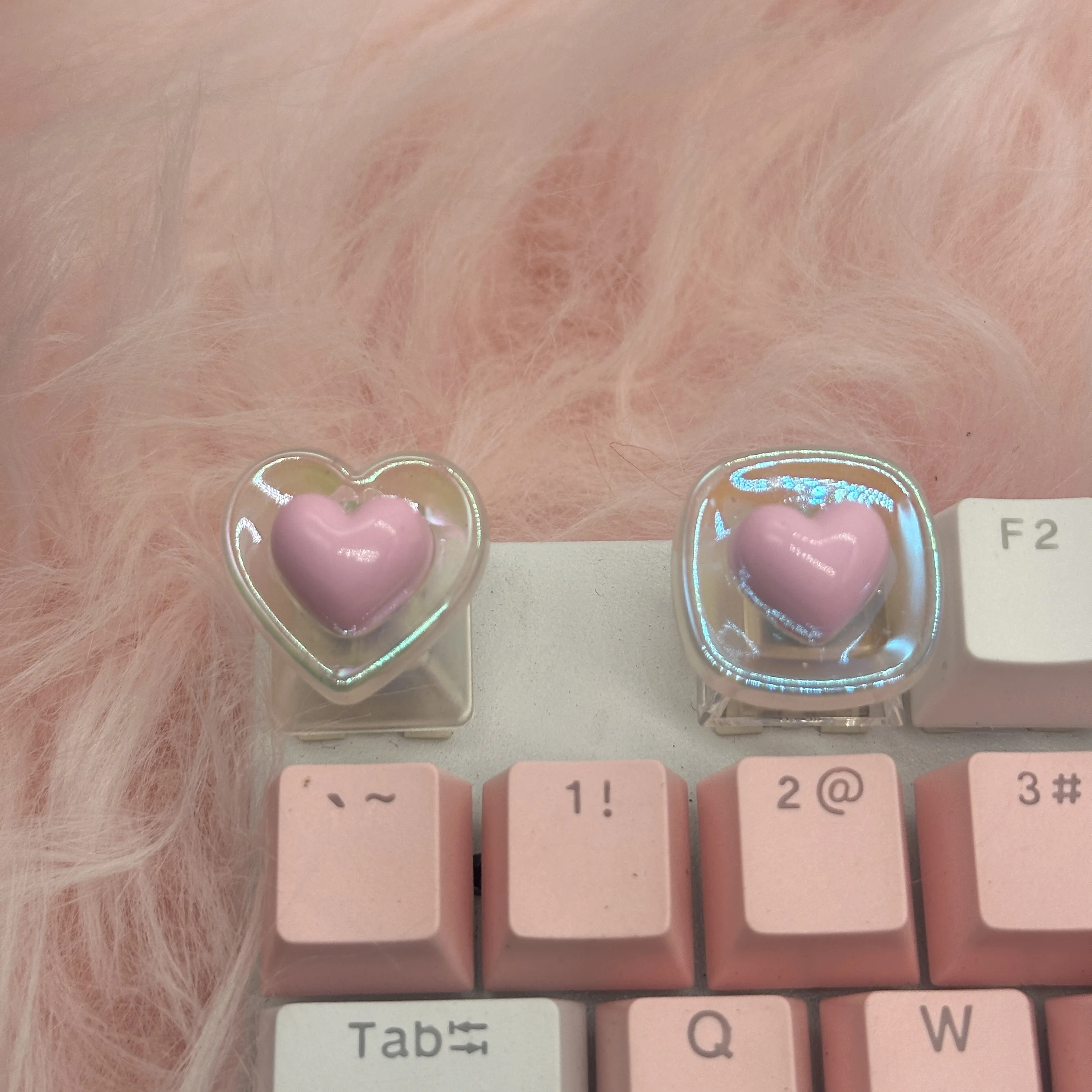 

Красочные розовые сердечки с прозрачными колпачками для клавиш с розовым сердечком, персонализированные механические колпачки для клавиш ручной работы своими руками