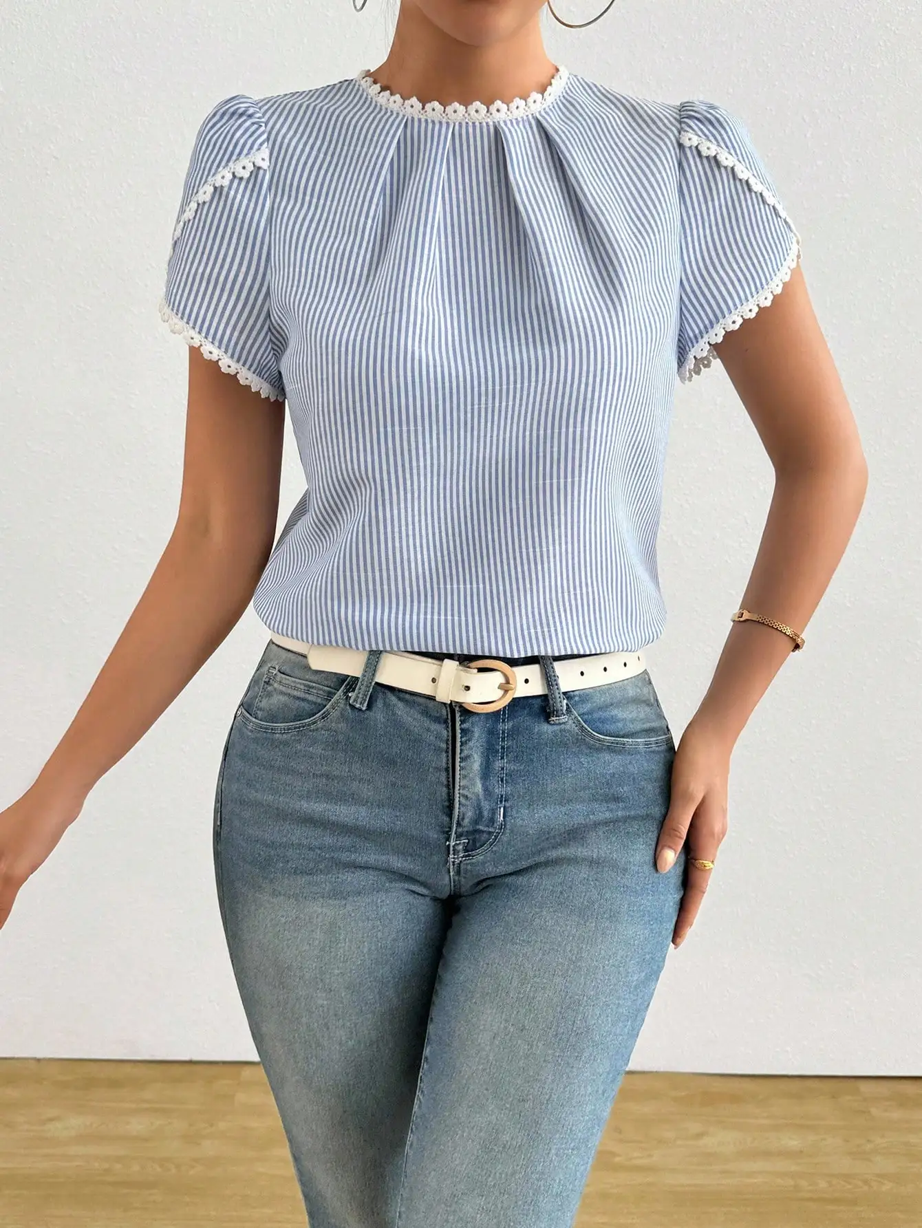 

Women's Striped Ruffled Collar Petal Sleeve Blouse