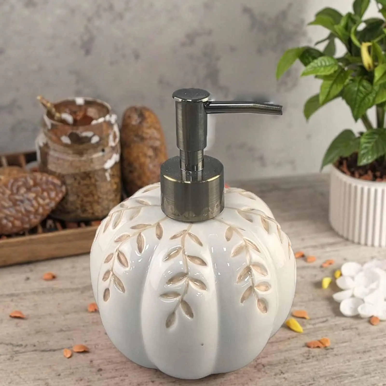 Pumpkin Soap Dispenser Kitchen Refillable Ceramic Funny Halloween Dish Soap Dispenser for Halloween Thanksgiving Harvest
