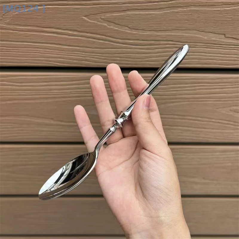 

【MQ124】Stainless Steel Round Spoon Net Red Golden Dinner Long Handle Stirring Dessert Spoons For Kitchen Accessories Gadgets