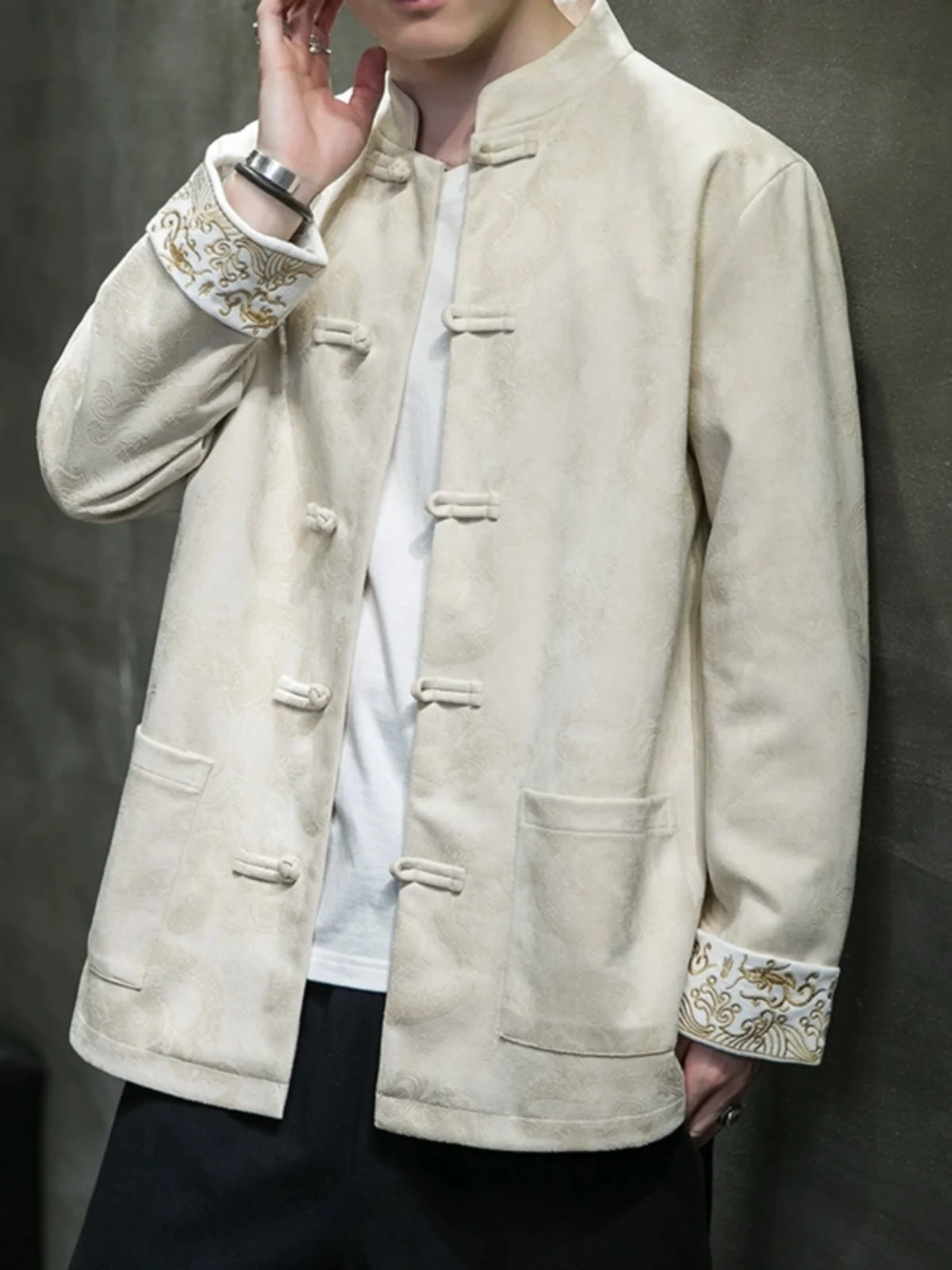 

Men's Faion Brand Embroidered Suede Jaet Stand Collar Chinese Sle Tang Costume Wind Dragon Pattern Long Sve Coat