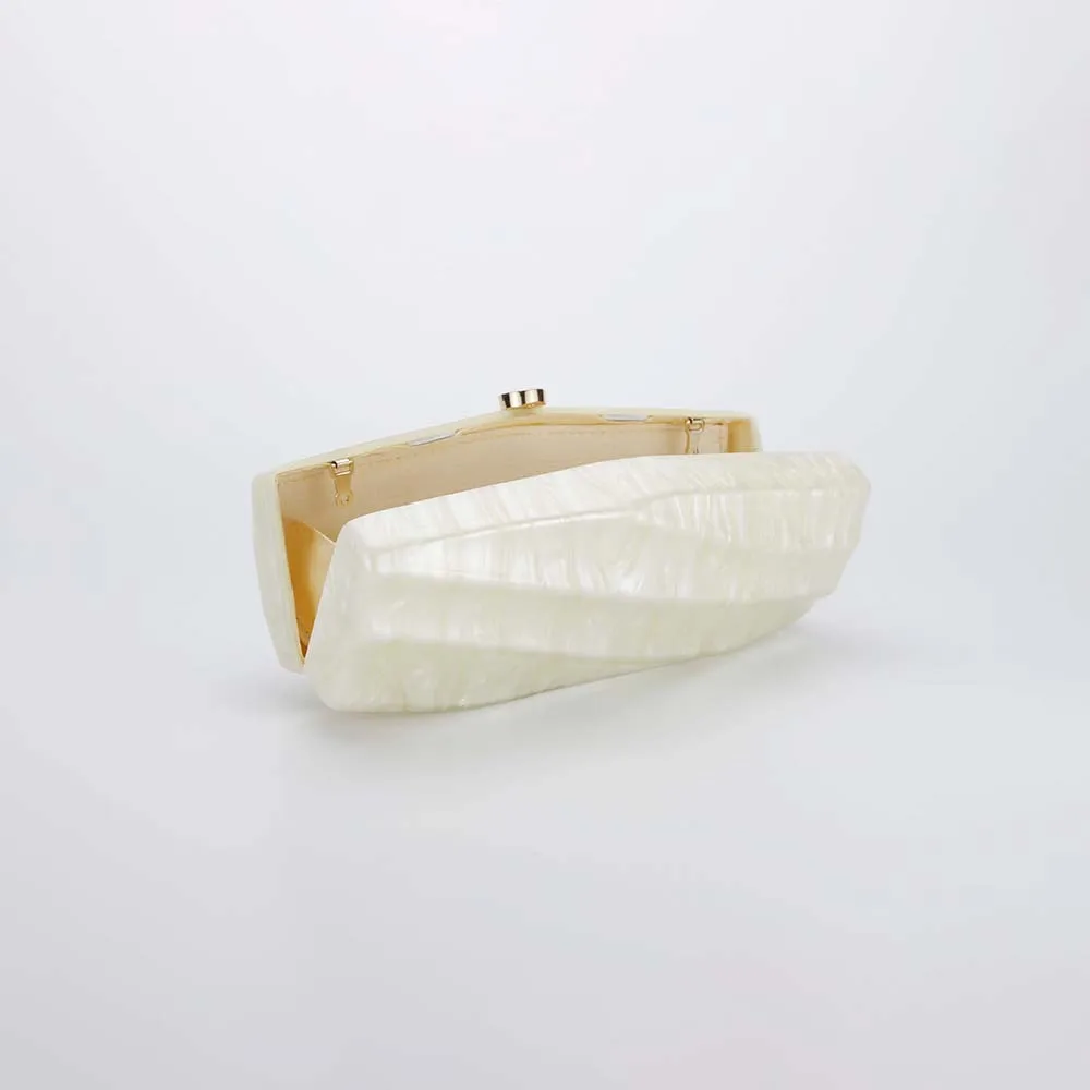 حقيبة ضغط مخططة جديدة للسيدات أوروبية وأمريكية 2025، حقيبة أكريليك اجتماعية راقية، حقيبة يد عصرية لحفلات الزفاف