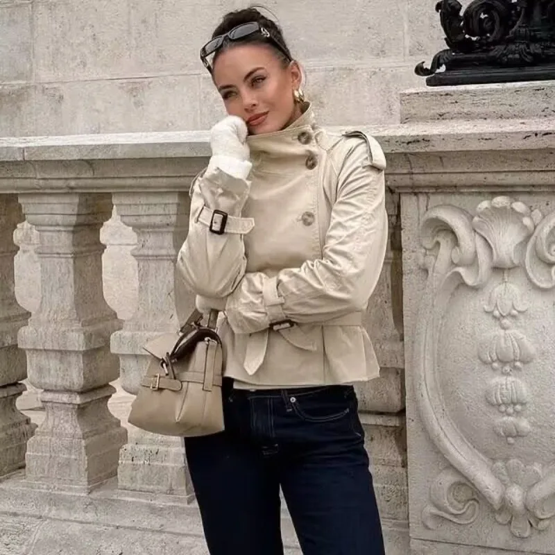 ملابس نسائية فردية عصرية الأكثر مبيعًا AliExpress تتميز بتصميم طية صدر السترة الرجعية معطف قصير مزدوج الصدر