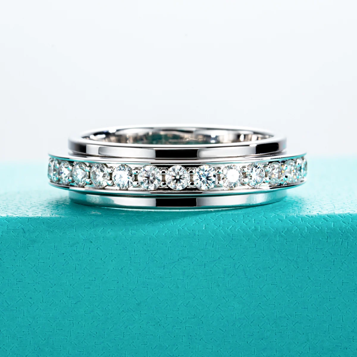 AnuJewel Moissanite Spinner Eternity Band Rings 14k Gold Plated Fidget Spinners Wedding Band Ring Unzip Jewelry Gifts Wholesale