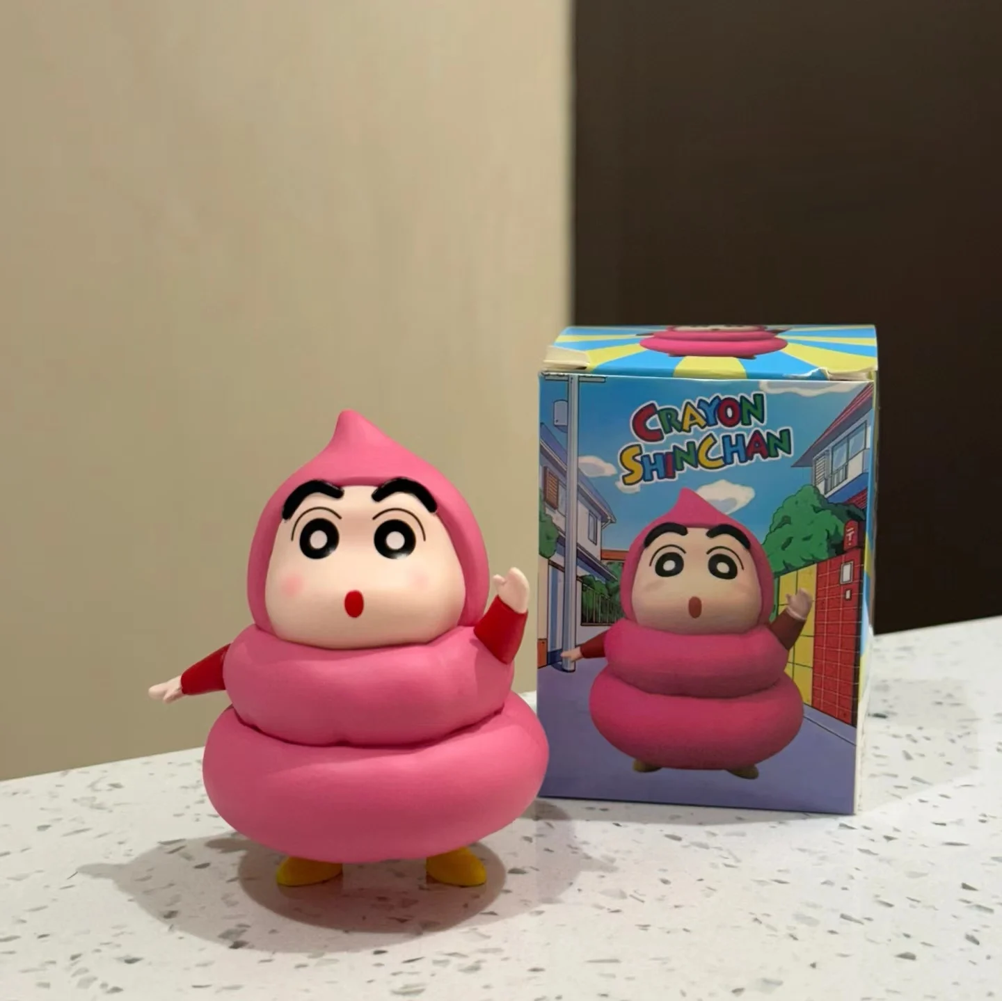 Crayon Shin chan peripheral poop figurine car center console decoration foyer TV cabinet decoration cartoon creative small gift