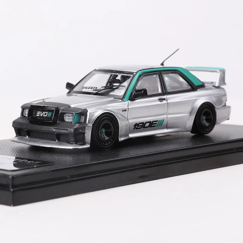 RM MODEL 1:64 190E W201 Alloy Model Car