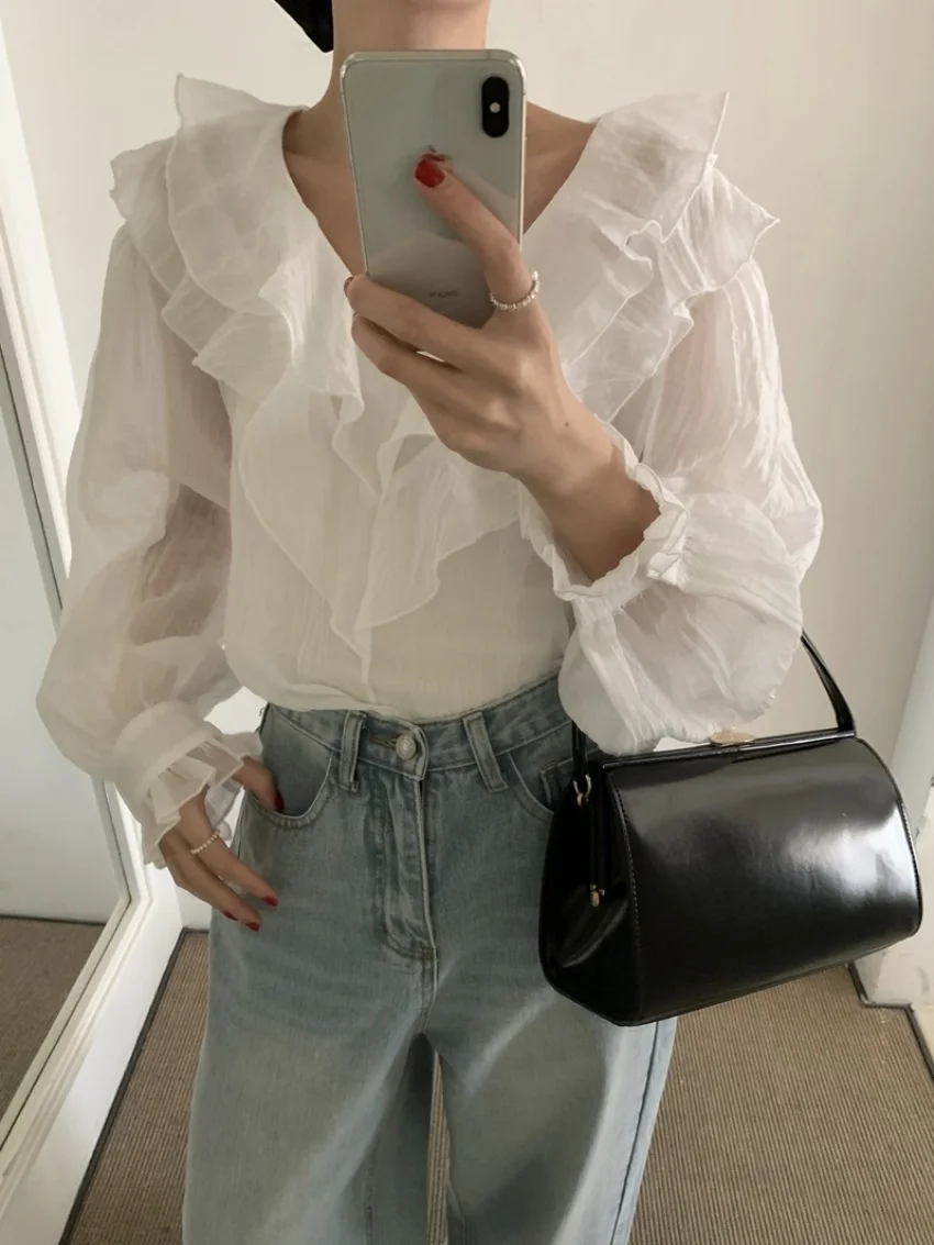 

Alien Kitty White Shirts Elegant Solid Women New Loose Sweet 2025 Spring Preppy Style Casual High Street Chic Office Lady