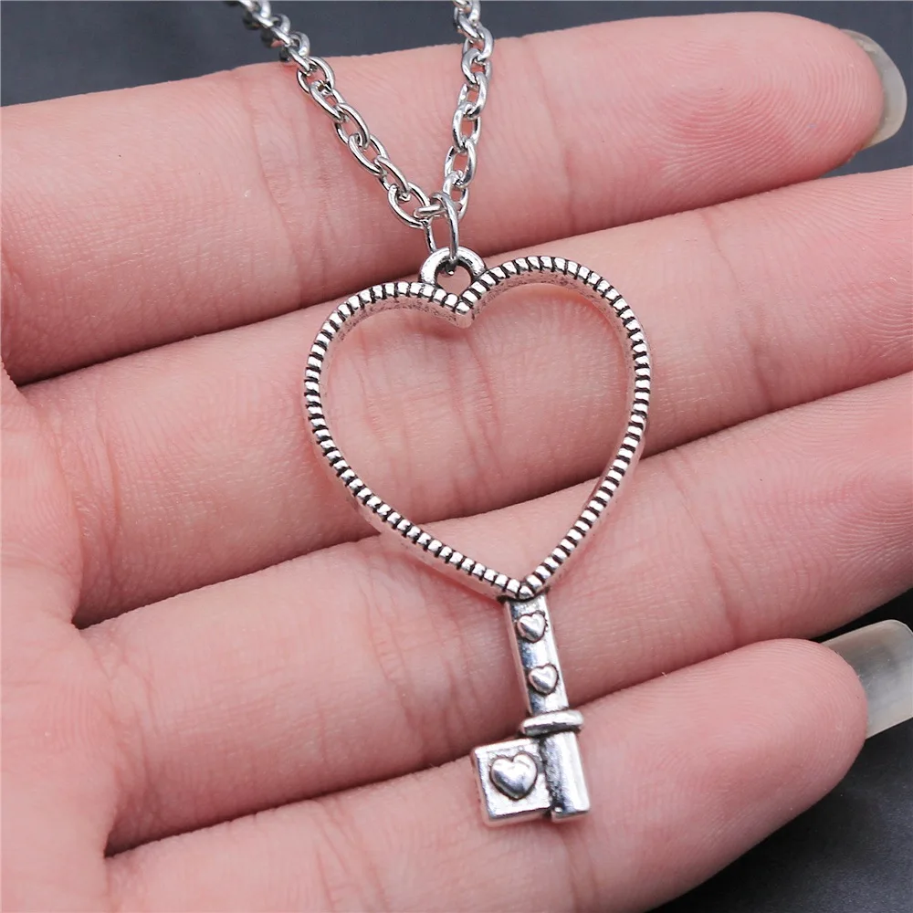 Dropshipping 2 Colors 42x25mm Love Key Metal Frame Pendant Necklace For Women Men Long Chain Necklace Jewelry Accessories