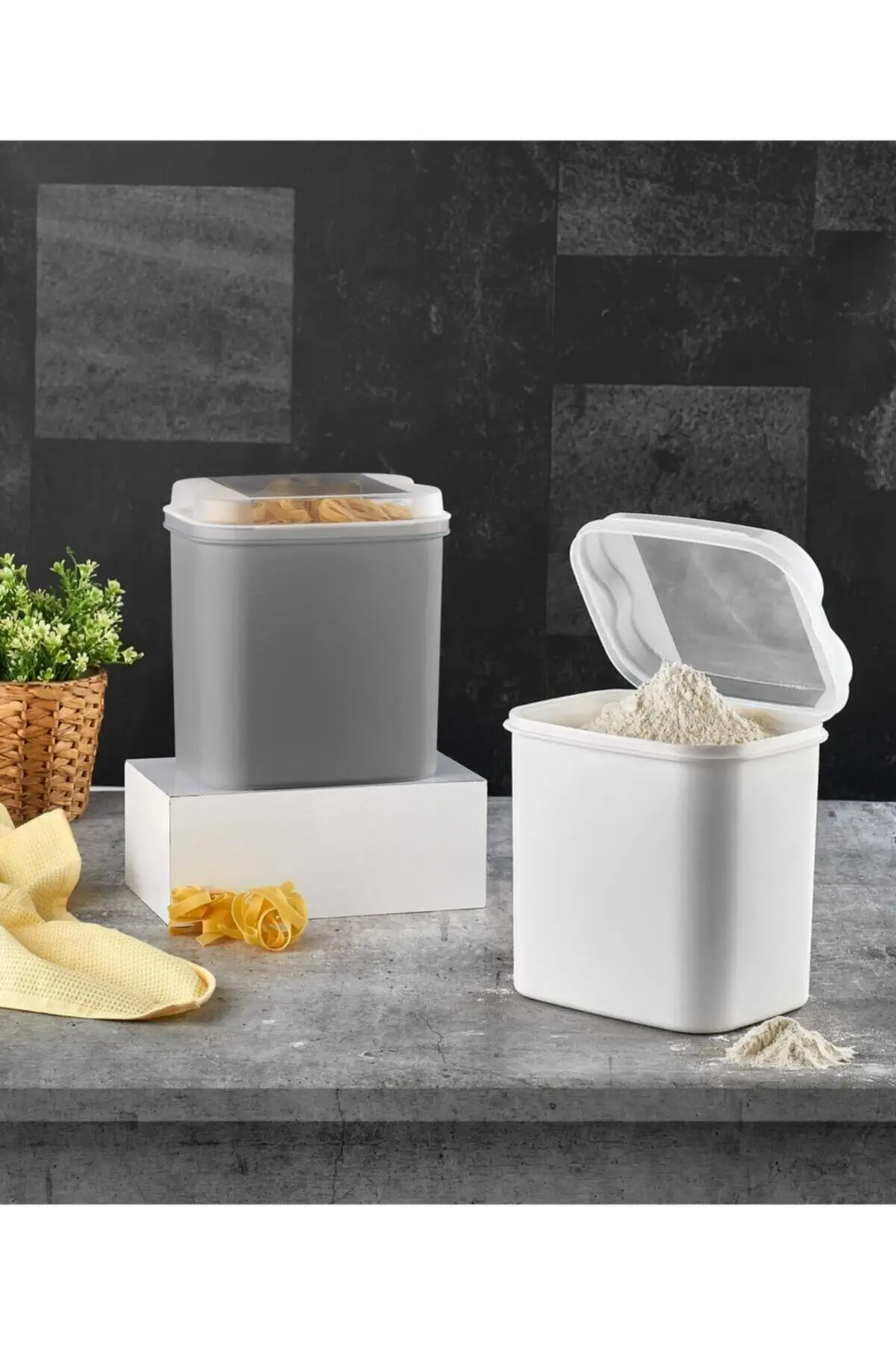 

DOLBOVI Masal storage container white 4500 Ml