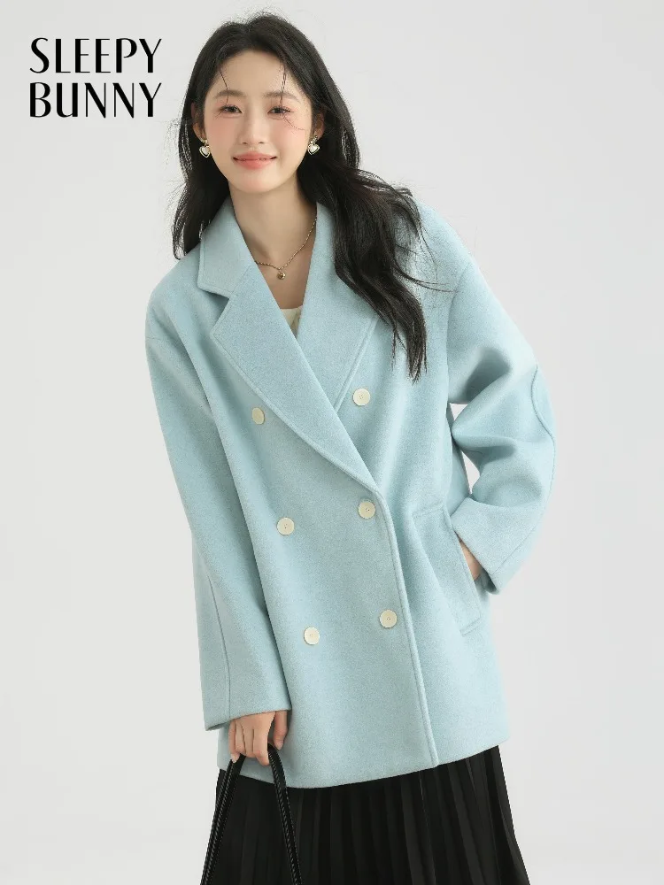 

Elegant Wool-Like Double-Breasted Blazer Loose Winter Overcoat for Women Soft Warm Outerwear with Lapel and Minimalist Design