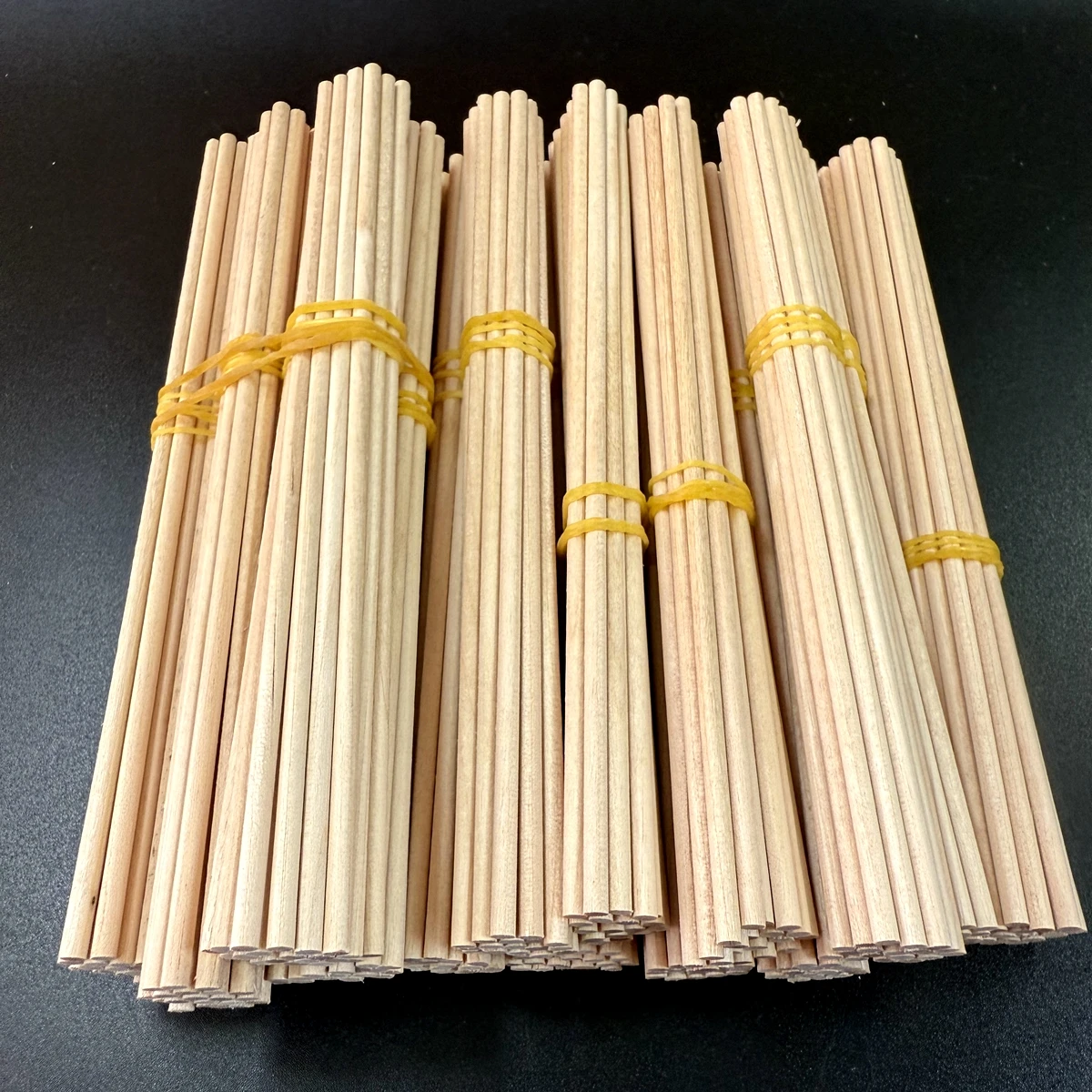 20pcs/lot 3.5x150mm Willow Wood Pegwood Willow Wood Stick for Watch Cleaning & Repair  Watchmakers Essential Watch Cleaning Tool
